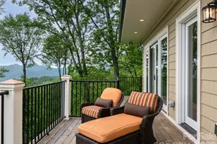 29 Elk Ridge Dr, Asheville, NC 28804 - Photo 5