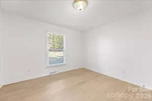 1840 Stoneyridge Dr, Charlotte, NC 28214 - Photo 21