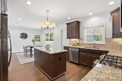 5623 Wedgewood Drive, Charlotte, NC 28210 - Photo 11