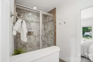 5623 Wedgewood Dr, Charlotte, NC 28210 - Photo 19