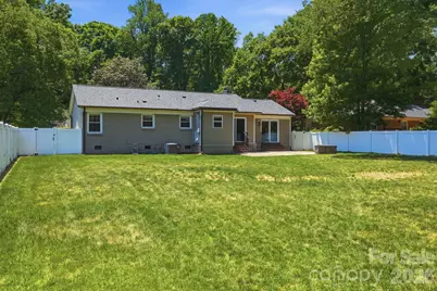 5623 Wedgewood Drive, Charlotte, NC 28210 - Photo 27