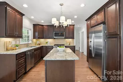 5623 Wedgewood Drive, Charlotte, NC 28210 - Photo 9