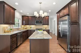 5623 Wedgewood Dr, Charlotte, NC 28210 - Photo 9
