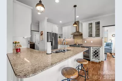 27 Spelter Street, Hendersonville, NC 28792 - Photo 15