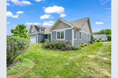 27 Spelter Street, Hendersonville, NC 28792 - Photo 3