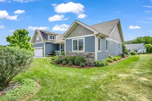 27 Spelter St, Hendersonville, NC 28792 - Photo 3