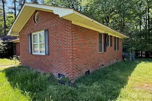 714 Crestmont Dr SE, Concord, NC 28025 - Photo 3