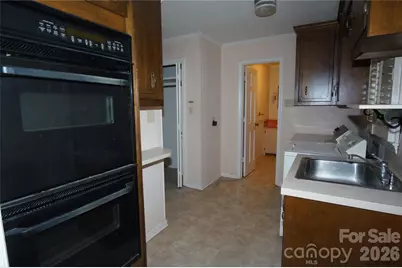 714 Crestmont Drive SE, Concord, NC 28025 - Photo 11