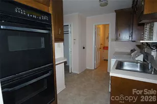 714 Crestmont Dr SE, Concord, NC 28025 - Photo 11