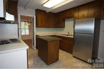 714 Crestmont Drive SE, Concord, NC 28025 - Photo 9