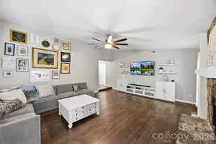 9524 Rainbow Forest Dr, Charlotte, NC 28277 - Photo 7