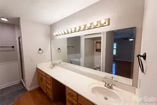 8400 Chestnut Oak Ct, Harrisburg, NC 28075 - Photo 17