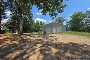 1127 N Mountain St, Blacksburg, SC 29702 - Photo 21