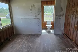 1127 N Mountain St, Blacksburg, SC 29702 - Photo 21