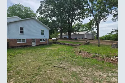 1127 N Mountain Street, Blacksburg, SC 29702 - Photo 7