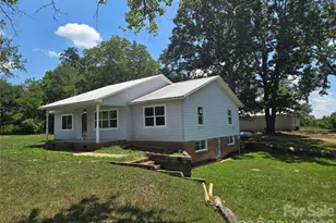 1127 N Mountain St, Blacksburg, SC 29702 - Photo 15