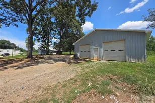 1127 N Mountain St, Blacksburg, SC 29702 - Photo 7