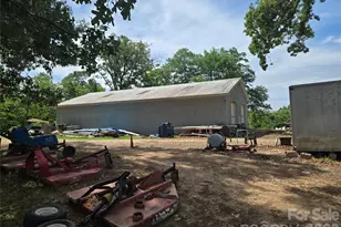 1127 N Mountain St, Blacksburg, SC 29702 - Photo 7