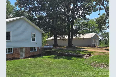 1127 N Mountain Street, Blacksburg, SC 29702 - Photo 27