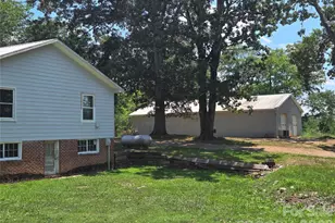 1127 N Mountain St, Blacksburg, SC 29702 - Photo 27