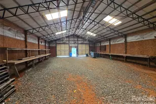 1127 N Mountain St, Blacksburg, SC 29702 - Photo 17