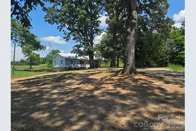 1127 N Mountain Street, Blacksburg, SC 29702 - Photo 9