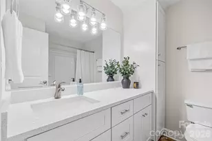 2111 Shalimar Dr, Charlotte, NC 28216 - Photo 23