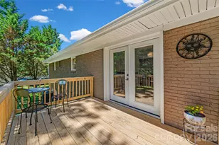 2111 Shalimar Dr, Charlotte, NC 28216 - Photo 27