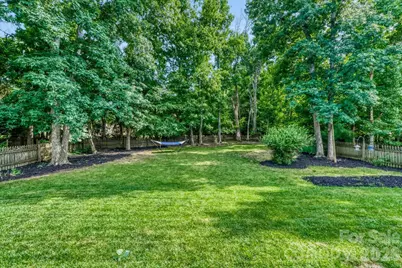 11718 Planters Estates Drive, Charlotte, NC 28278 - Photo 25