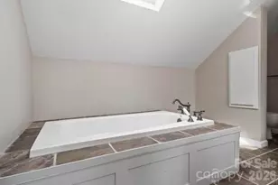 4013 Carlton Dr, Claremont, NC 28610 - Photo 25