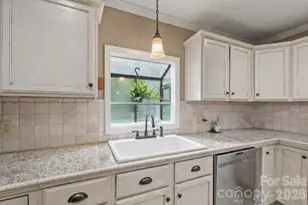 4013 Carlton Dr, Claremont, NC 28610 - Photo 15