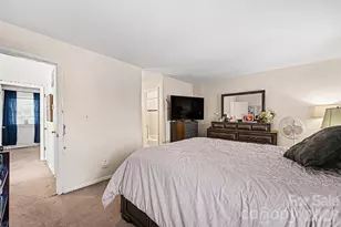 8030 Regent Park Ln, Charlotte, NC 28210 - Photo 21