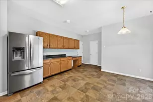 9200 Royal Highlands Ct, Charlotte, NC 28277 - Photo 23