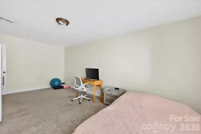 9200 Royal Highlands Court, Charlotte, NC 28277 - Photo 37