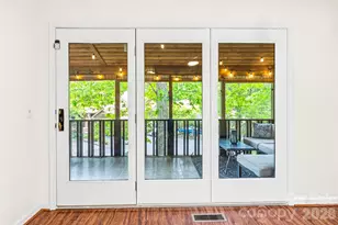 205 N Scarlet Oak Ln, Hendersonville, NC 28791 - Photo 27