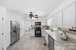 5043 Kittredge Rd, Mint Hill, NC 28227 - Photo 15
