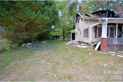 201 Blue Ridge Street #1,2, Marion, NC 28752 - Photo 5