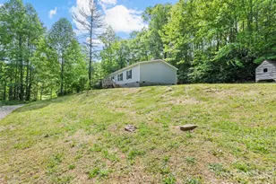 122 Mastiff Hollow Dr, Waynesville, NC 28785 - Photo 3