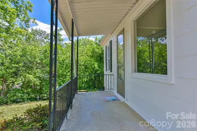 101 E Skyland Circle, Asheville, NC 28804 - Photo 23