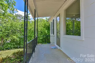 101 E Skyland Cir, Asheville, NC 28804 - Photo 23