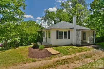 101 E Skyland Circle, Asheville, NC 28804 - Photo 1