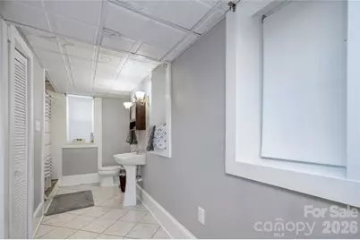 1717 Hamorton Place, Charlotte, NC 28205 - Photo 9