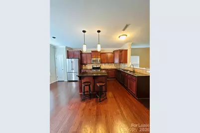 9704 Hanberry Boulevard, Charlotte, NC 28213 - Photo 1