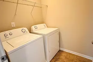 9704 Hanberry Blvd, Charlotte, NC 28213 - Photo 9
