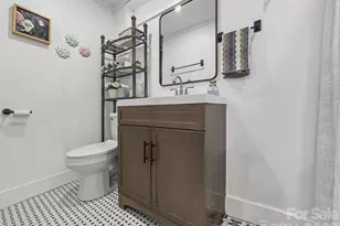 413 W 5th Ave, Gastonia, NC 28052 - Photo 27
