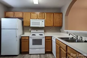 17664 Caldwell Track Dr, Cornelius, NC 28031 - Photo 3