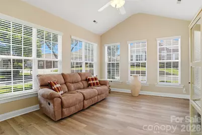 2118 N Castle Court, Matthews, NC 28105 - Photo 3