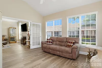 2118 N Castle Court, Matthews, NC 28105 - Photo 5