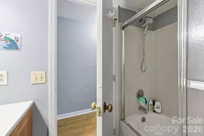 9501 Shannon Green Drive, Charlotte, NC 28213 - Photo 17
