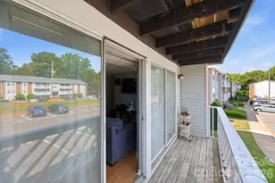 9501 Shannon Green Dr, Charlotte, NC 28213 - Photo 23